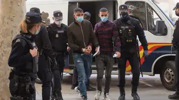 12 de los inmigrantes fugados en el aeropuerto de Palma podrían haber salido de la isla 12 de los inmigrantes fugados en el aeropuerto de Palma podrían haber salido de la isla