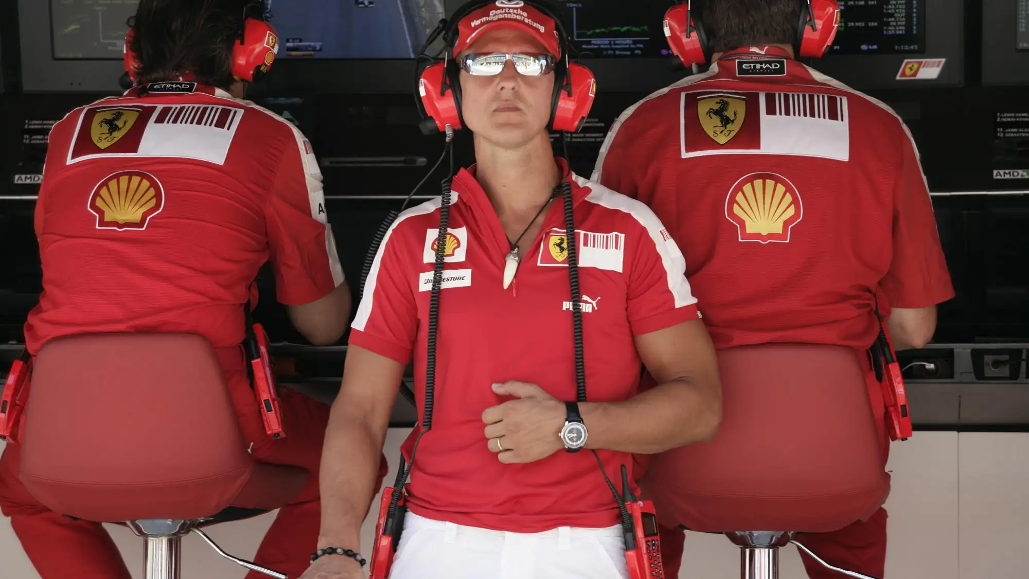 Jean Todt, sobre el estado de Michael Schumacher: "Está luchando" Jean Todt, sobre el estado de Michael Schumacher: "Está luchando"