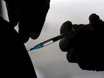 La OMS alerta de un posible desabastecimiento de jeringas, lo que podría retrasar las campañas de vacunación 