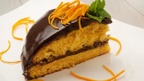 Receta de tarta de naranja y chocolate, de Eva Arguiñano Receta de tarta de naranja y chocolate, de Eva Arguiñano