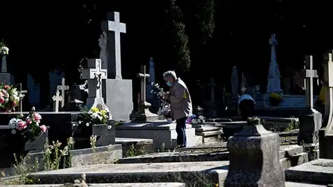 La pandemia del coronavirus causa en 2020 en España 74.839 muertes más que el año anterior La pandemia del coronavirus causa en 2020 en España 74.839 muertes más que el año anterior