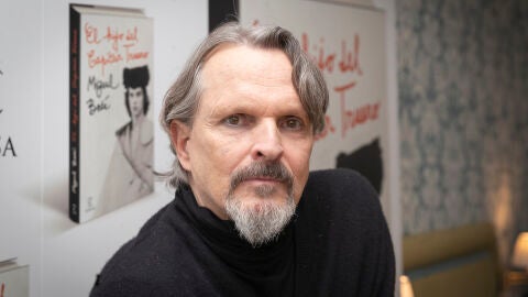 Miguel Bosé presentando su libro 'El hijo del Capitán Trueno'