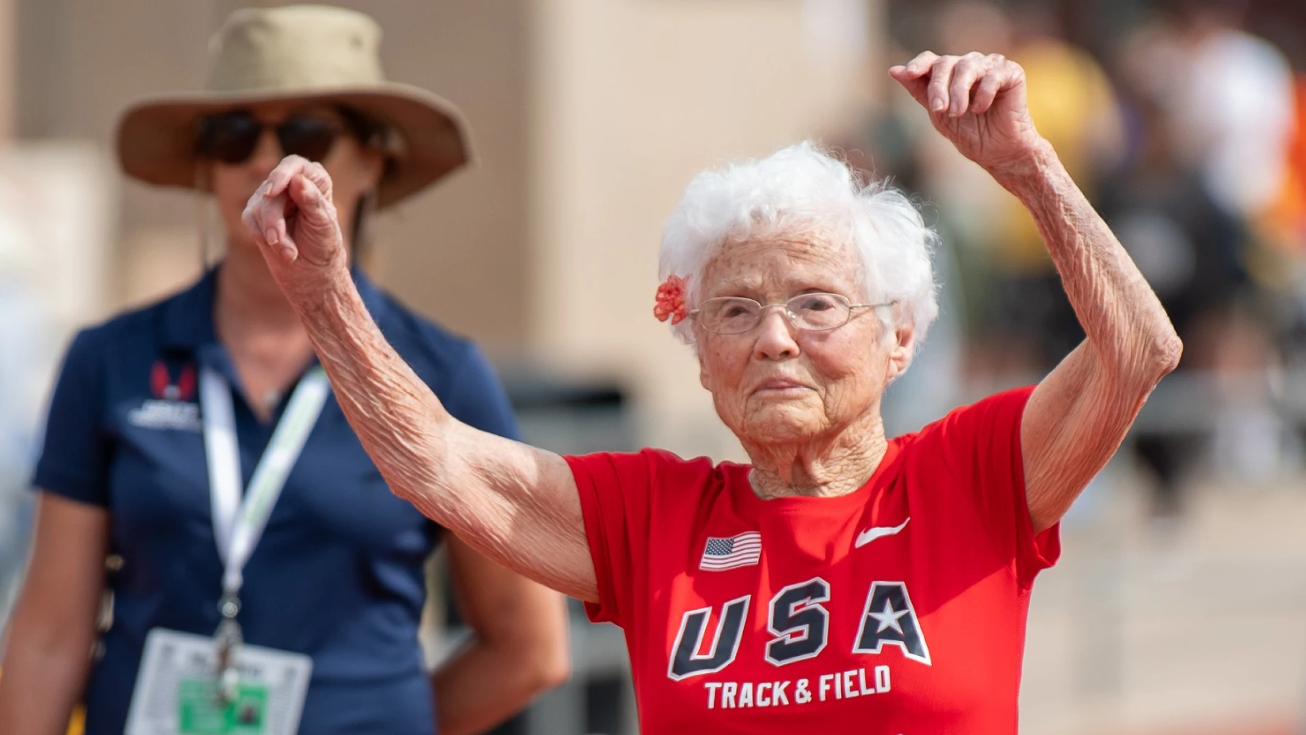 Julia Hawkins, la mujer que ha corrido los 100 metros lisos a los 105 años