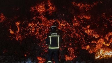 Un hombre en la zona de exclusión, primera víctima mortal del volcán de La Palma