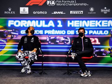 Fernando Alonso y Lewis Hamilton recuerdan su lucha de 2007: "Estuvimos mal llevados los dos"