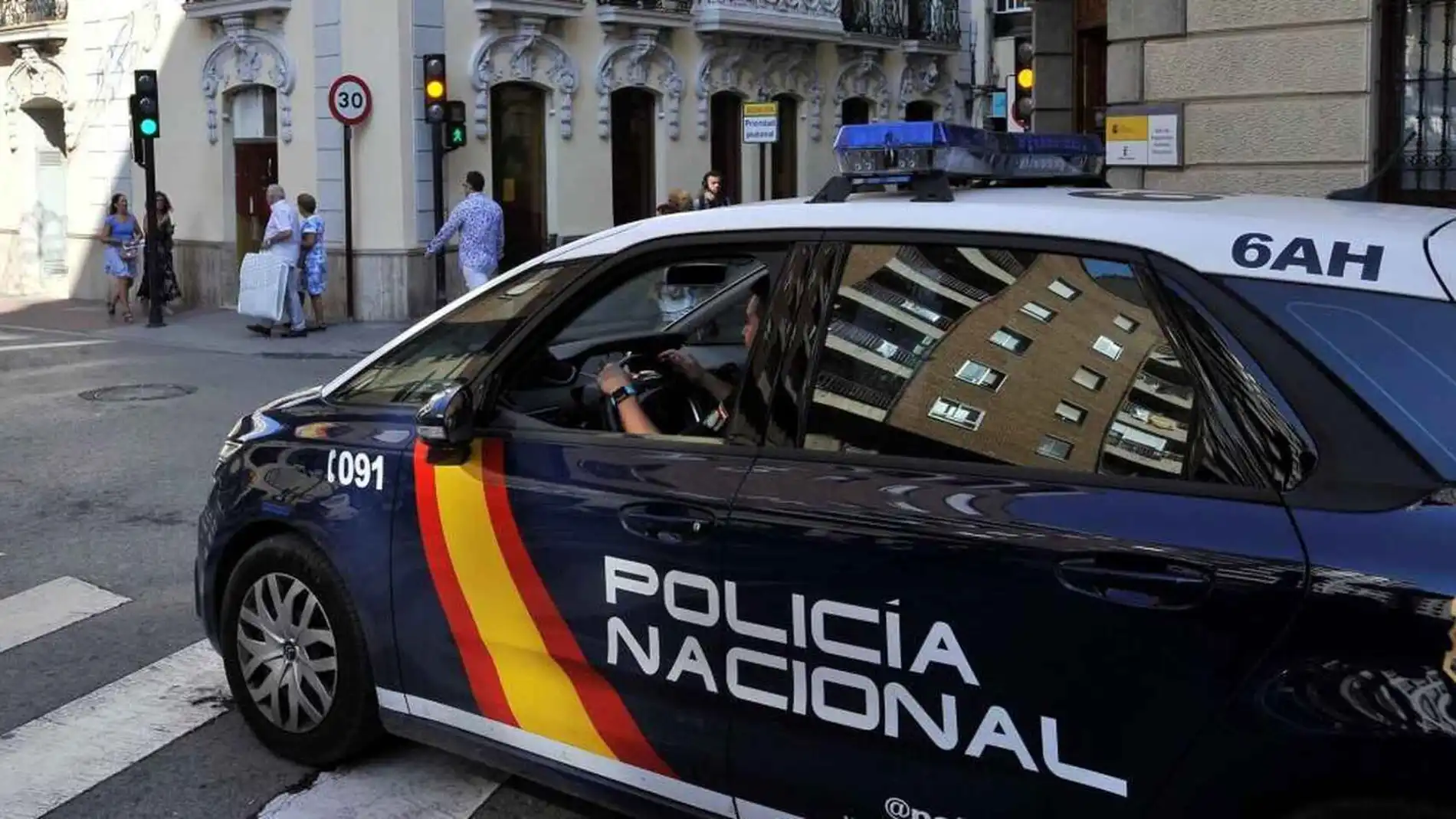 Detenido un hombre de 46 años en Sevilla por mantener relaciones sexuales con una niña de 13