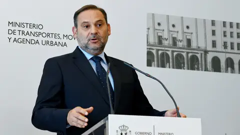 Ábalos vota en blanco a los candidatos del Constitucional en el Congreso por "error" Ábalos vota en blanco a los candidatos del Constitucional en el Congreso por "error"