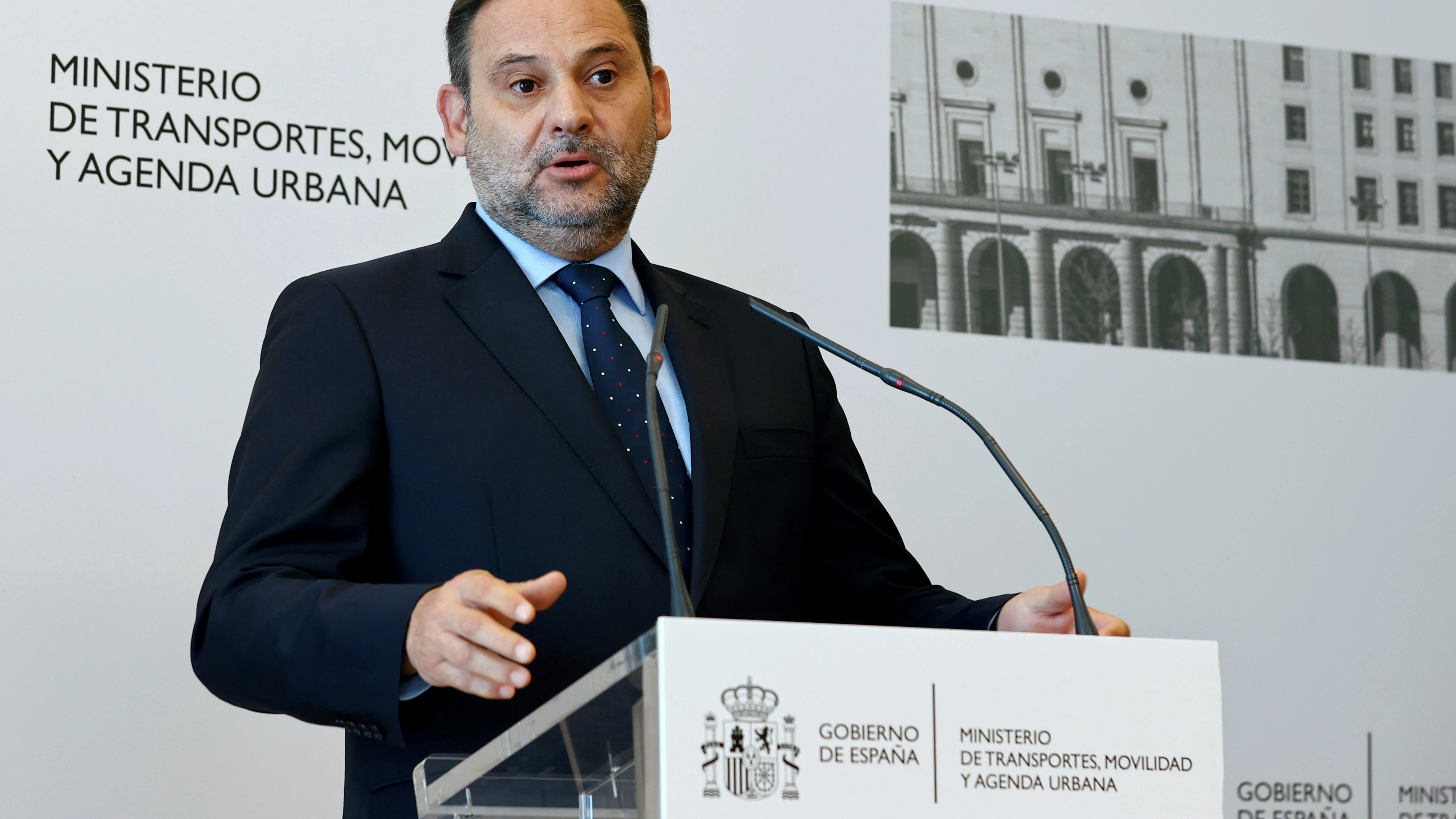 Ábalos vota en blanco a los candidatos del Constitucional en el Congreso por "error" Ábalos vota en blanco a los candidatos del Constitucional en el Congreso por "error"