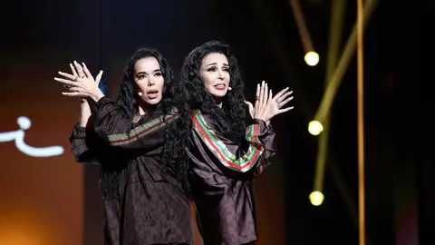 Lydia Bosch y Beatriz Luengo, un dúo que enamora con ‘Hawái girl’ Lydia Bosch y Beatriz Luengo, un dúo que enamora con ‘Hawái girl’