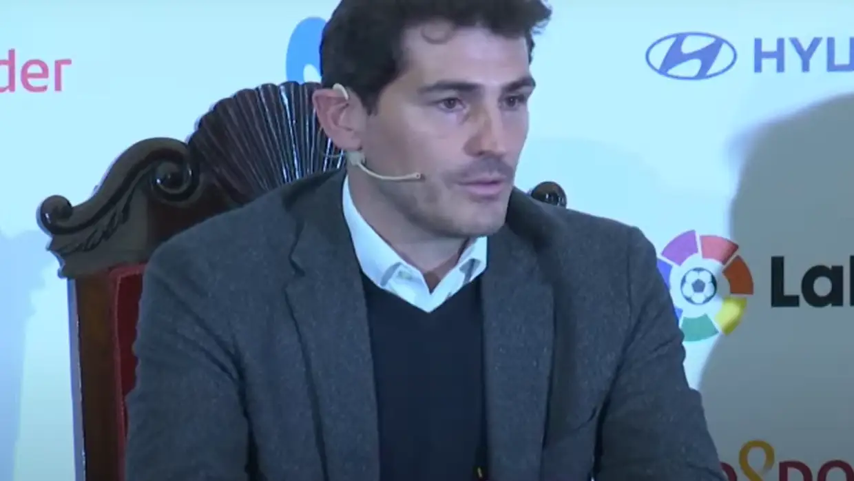 Casillas: "Nunca pensé en ser entrenador" Casillas: "Nunca pensé en ser entrenador"