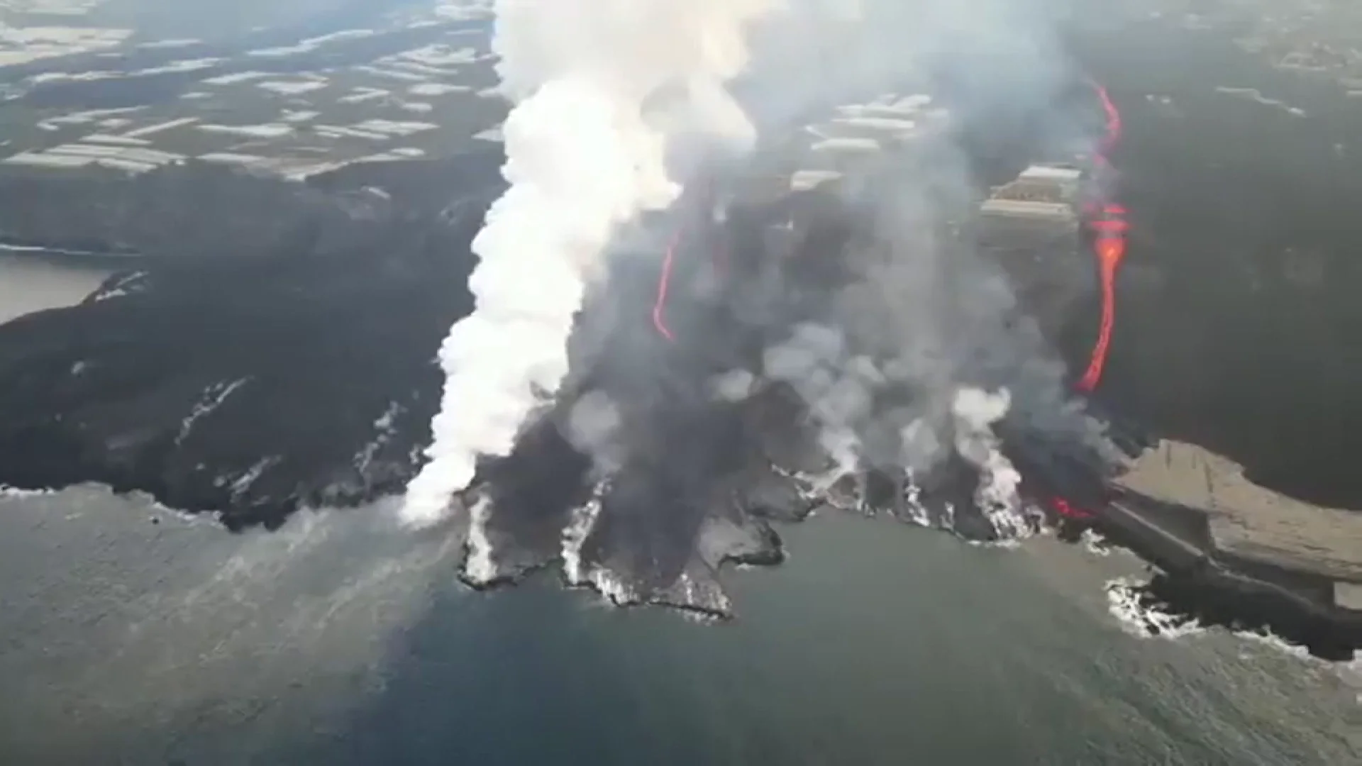 La erupción del volcán de La Palma cumple 55 días y no se descarta que se forme otra fajana La erupción del volcán de La Palma cumple 55 días y no se descarta que se forme otra fajana