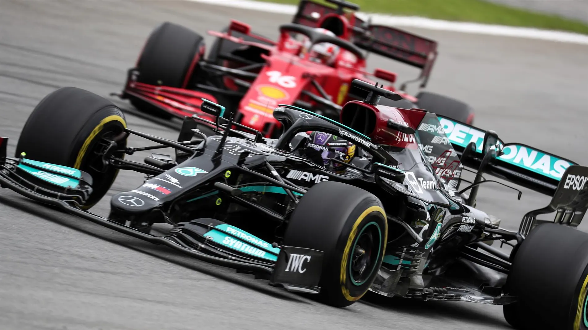 Hamilton perderá 5 posiciones en parrilla al cambiar el motor de combustión de su Mercedes