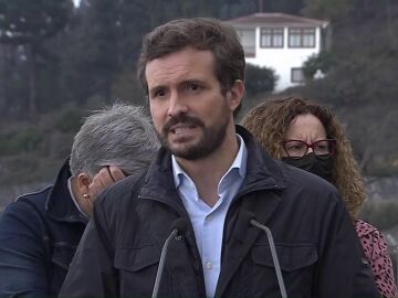 Casado reivindica la elección de Arnaldo para el TC y asegura que el problema de la instituciones españolas es Otegi