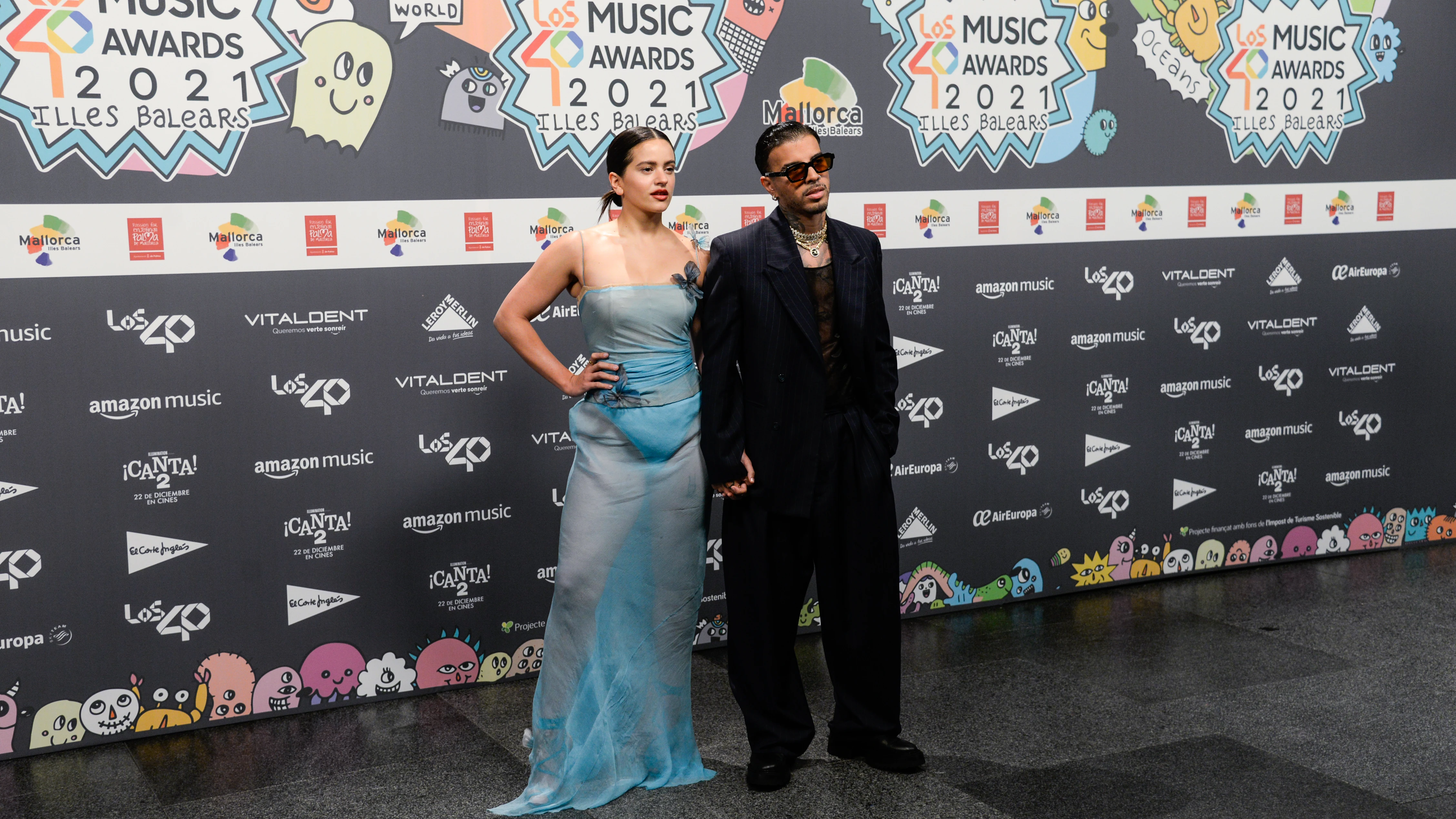 Rosal&iacute;a y Rauw Alejandro alfombra roja