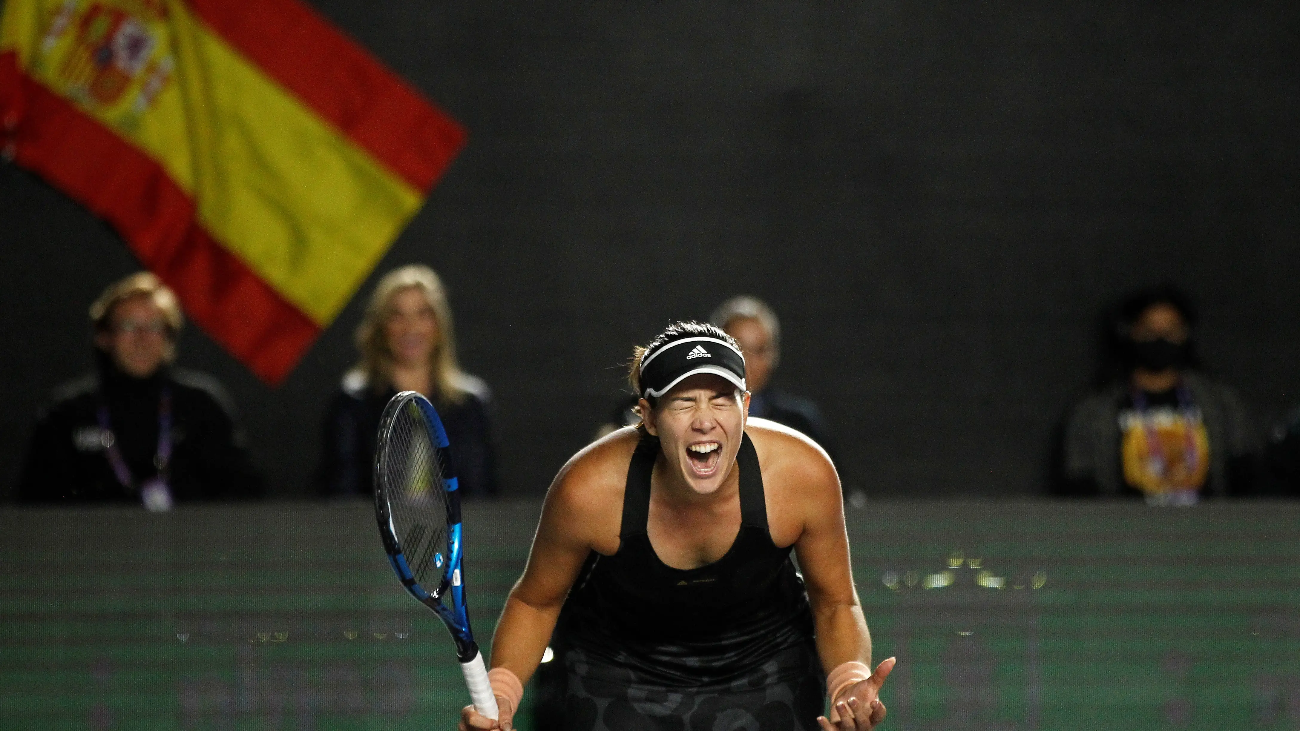 Muguruza gana en tres sets a Krejcikova y se jugará el pase a las semifinales de la WTA Finals contra Kontaveit Muguruza gana en tres sets a Krejcikova y se jugará el pase a las semifinales de la WTA Finals contra Kontaveit