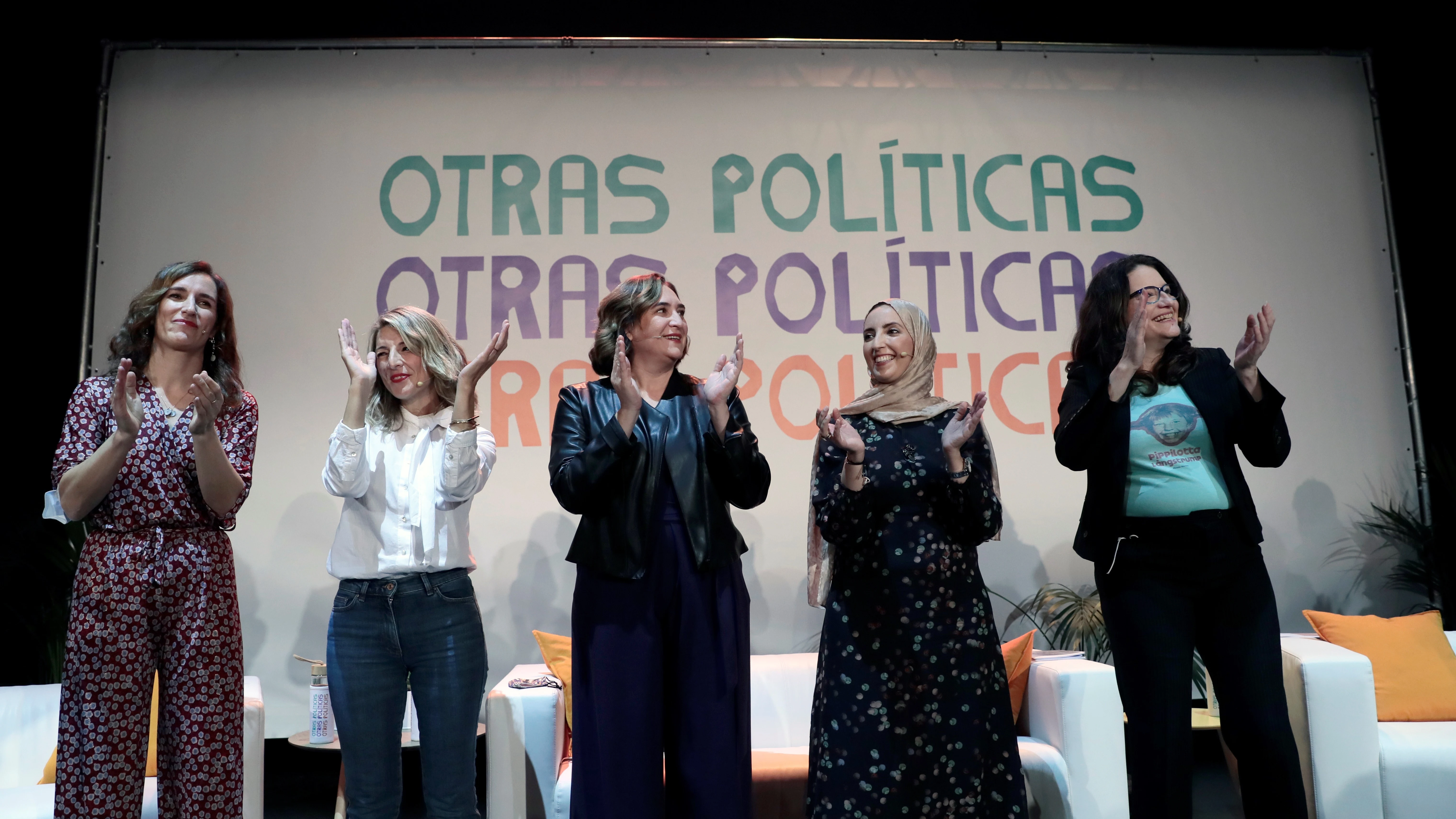 Yolanda Díaz, Mónica Oltra, Ada Colau y Mónica García optan por "eliminar las siglas" en su encuentro en Valencia Yolanda Díaz, Mónica Oltra, Ada Colau y Mónica García optan por "eliminar las siglas" en su encuentro en Valencia