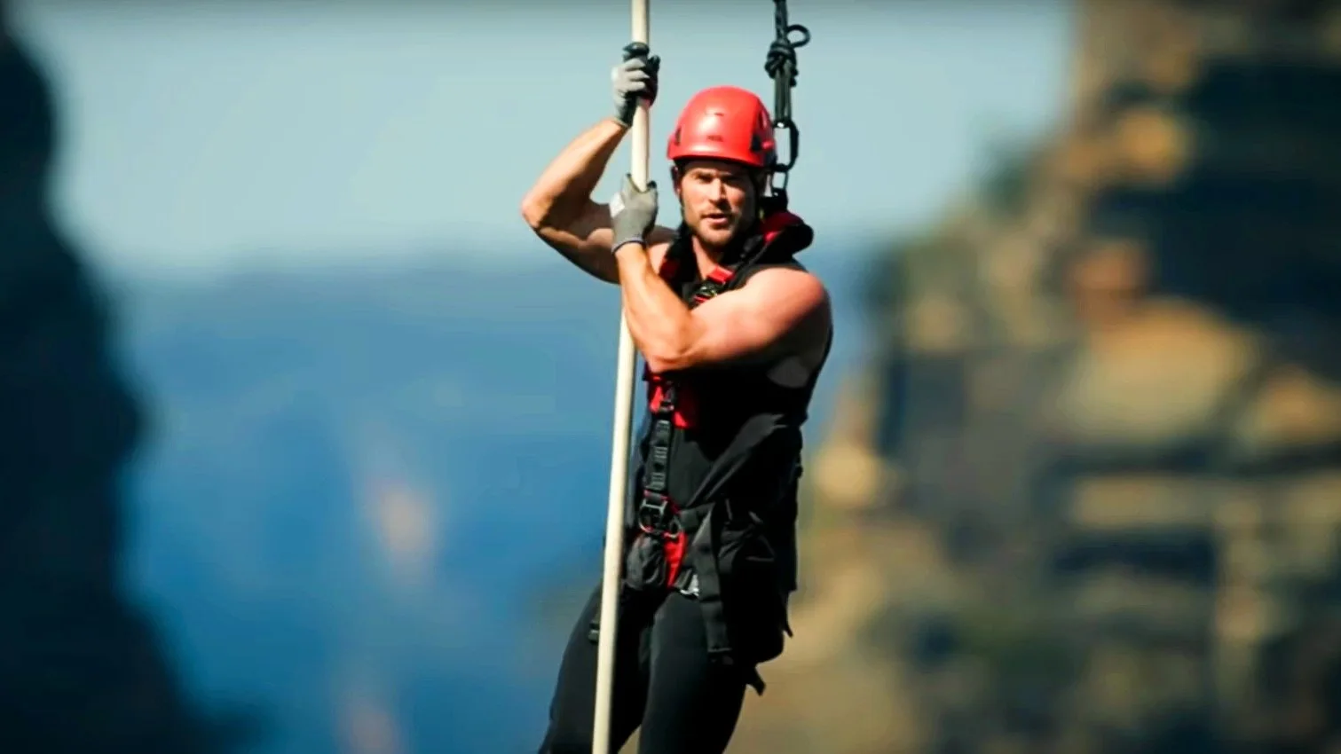 Chris Hemsworth limitless Chris Hemsworth limitless