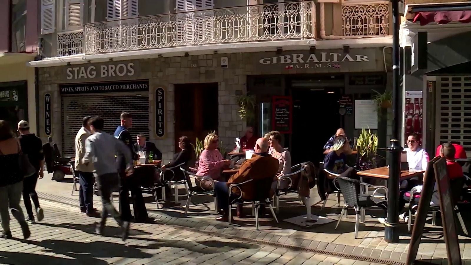 El coronavirus amenaza la Navidad en Gibraltar por un aumento de casos
