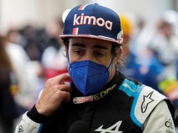 Fernando Alonso quita mérito a Hamilton en Brasil: "Mercedes anota puntos en una gran canasta"