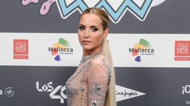 El espectacular vestido de transparencias de Ana Fernández en los 40 Music Awards