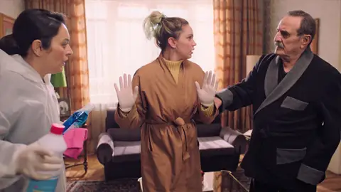 ¡Gran enfrentamiento! Hikmet estalla contra Safiye para defender a Inci Mejores momentos | Capítulo 35