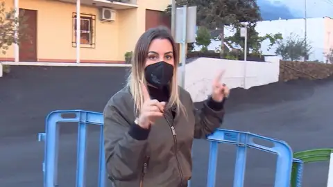 Víctima recogiendo ceniza. Víctima recogiendo ceniza.