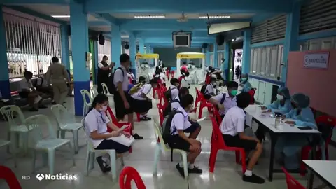 La nueva ola de coronavirus en Europa provoca la vuelta a las restricciones La nueva ola de coronavirus en Europa provoca la vuelta a las restricciones