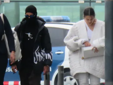 Rosalía y Rauw Alejandro volviendo a Barcelona Rosalía y Rauw Alejandro volviendo a Barcelona