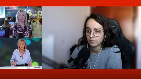 Drogada en un bar. Drogada en un bar.