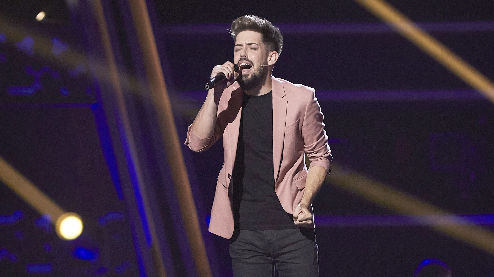 Jesús Peguero canta ‘Ángel caído’ en el Asalto Final de ‘La Voz’ Jesús Peguero canta ‘Ángel caído’ en el Asalto Final de ‘La Voz’