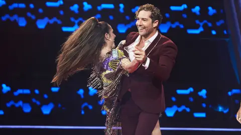 “Te voy a pegar un meneo”: David Bisbal reta a Malú a bailar salsa en ‘La Voz’ “Te voy a pegar un meneo”: David Bisbal reta a Malú a bailar salsa en ‘La Voz’