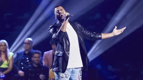 Carlos Ángel Valdés canta ‘Say you won’t let go’ en el Asalto Final de ‘La Voz’ Carlos Ángel Valdés canta ‘Say you won’t let go’ en el Asalto Final de ‘La Voz’