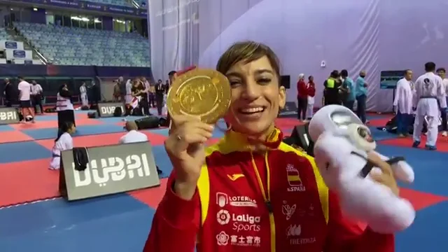 Sandra S&aacute;nchez gana el oro mundial en kata para lograr la triple corona y Dami&aacute;n Quintero se hace con la plata