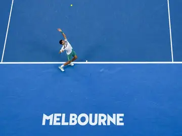 El director del Open de Australia avisa a Djokovic: "Todos deberán estar vacunados" El director del Open de Australia avisa a Djokovic: "Todos deberán estar vacunados"