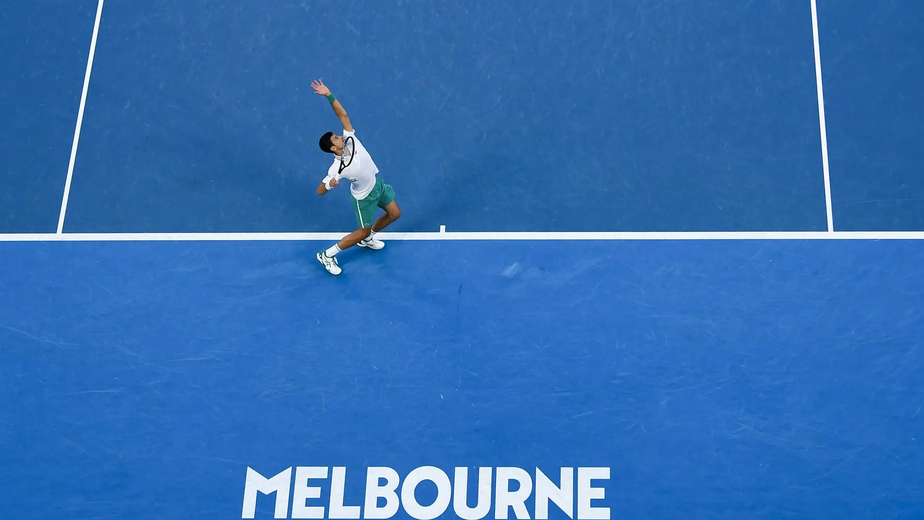 El director del Open de Australia avisa a Djokovic: "Todos deberán estar vacunados"