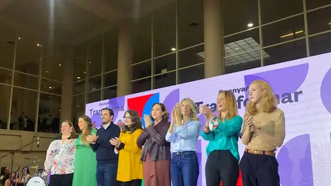 La asamblea de los comunes renueva a Ada Colau y su ejecutiva La Asamblea de los comunes renueva a Ada Colau y su ejecutiva