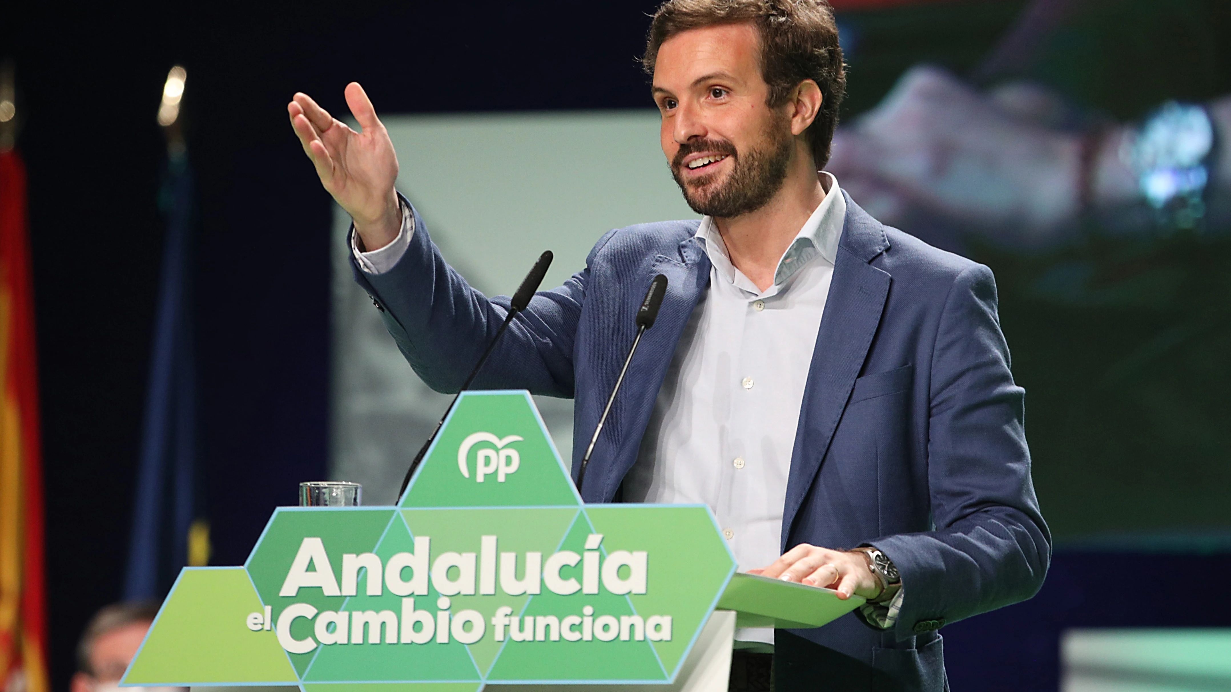 Pablo Casado responde a Isabel Díaz Ayuso: "Somos un gran equipo, aquí no caben los solistas" Pablo Casado responde a Isabel Díaz Ayuso: "Somos un gran equipo, aquí no caben los solistas"