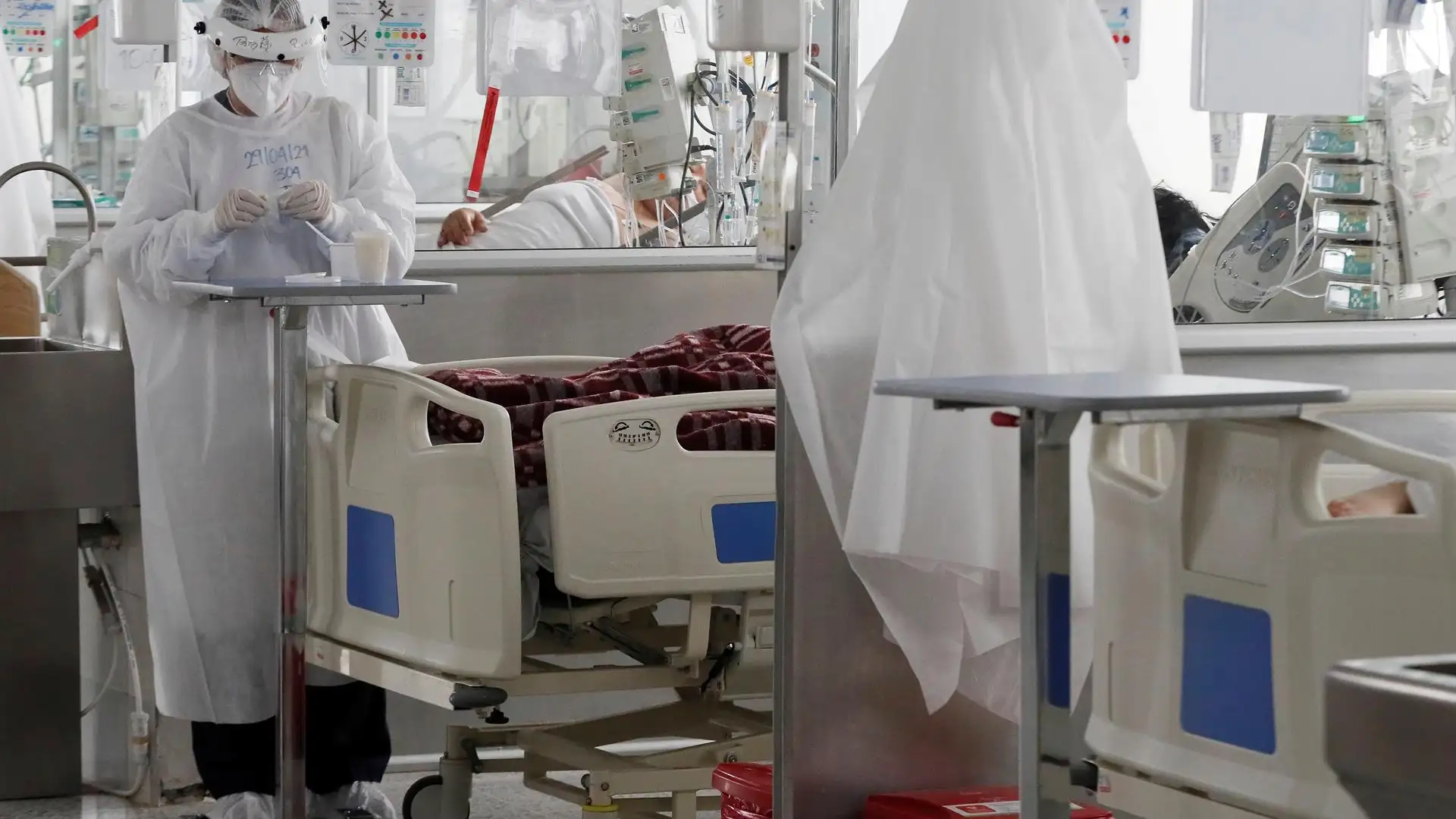 Estas son las diferencias de contagio y muerte por Covid con y sin vacuna Estas son las diferencias de contagio y muerte por Covid con y sin vacuna