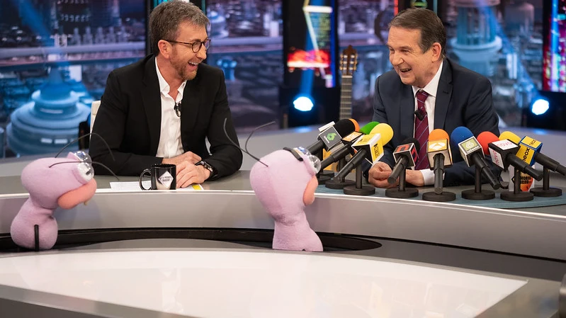 Abel Caballero zanja la polémica sobre el apagón: "Eso es una patraña" Abel Caballero zanja la polémica sobre el apagón: "Eso es una patraña"