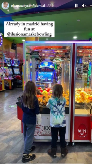 Elsa Pataky y sus hijos en Madrid