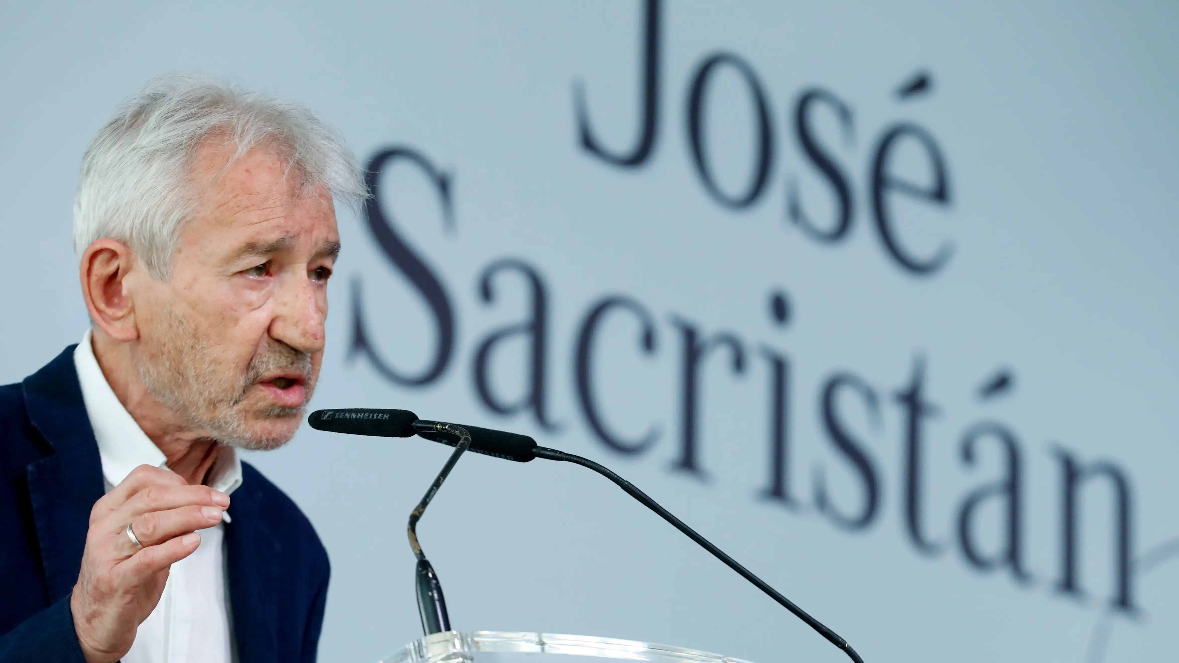 José Sacristán José Sacristán