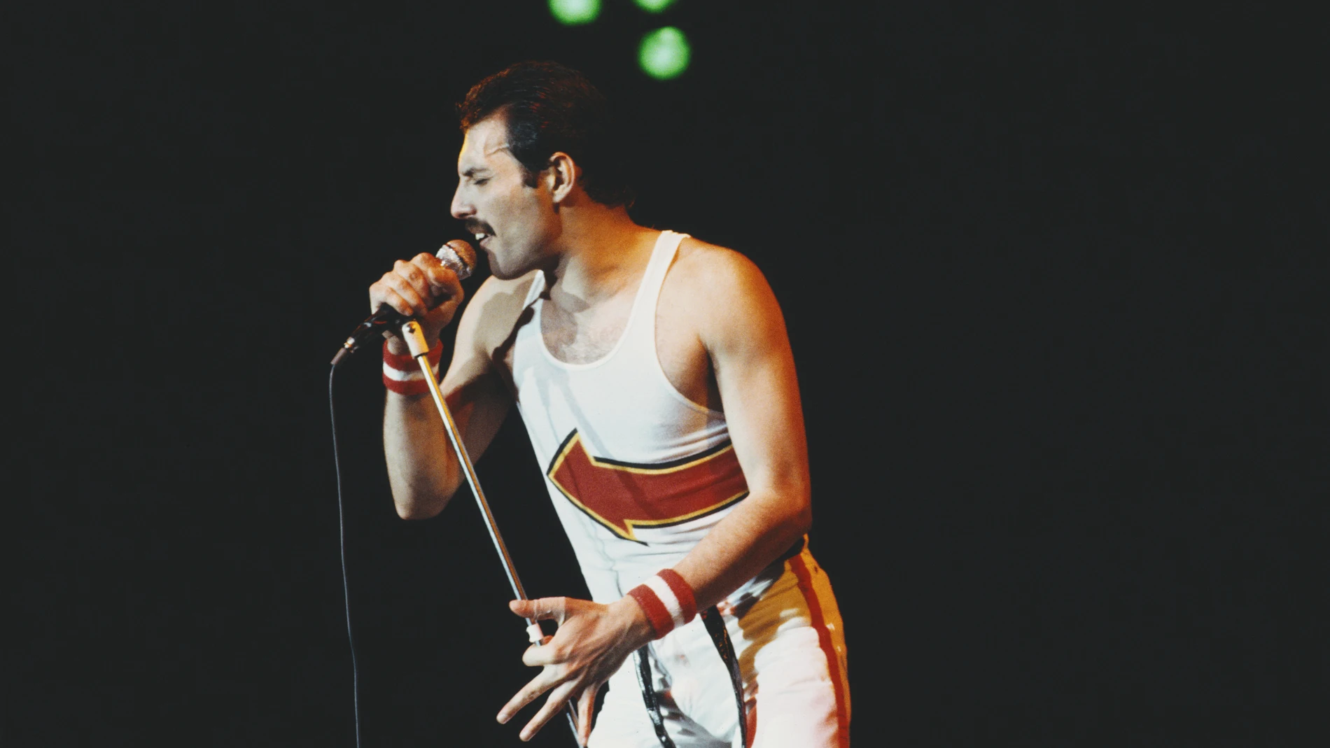 ambulancia auxiliar equipo Hoy hace 30 años Freddie Mercury anunciaba que tenía VIH