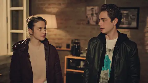 Naci provoca un encuentro entre Ege y Neriman: “Hay cosas que no cambian” Naci provoca un encuentro entre Ege y Neriman: “Hay cosas que no cambian”