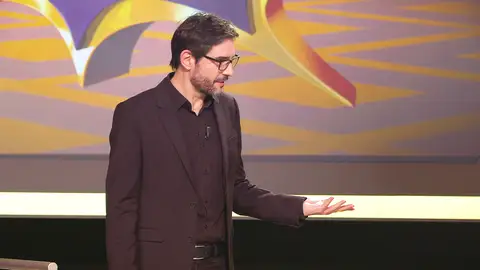 El divertido troleo de Juanra Bonet a una concursante de ‘¡Boom!’: “¿Está rico?” El divertido troleo de Juanra Bonet a una concursante de ‘¡Boom!’: “¿Está rico?”