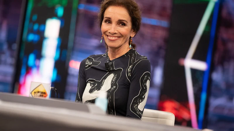 La reflexión de Ana Belén sobre el paso del tiempo: "Es muy bueno mirarse al espejo cada día" La reflexión de Ana Belén sobre el paso del tiempo: "Es muy bueno mirarse al espejo cada día"