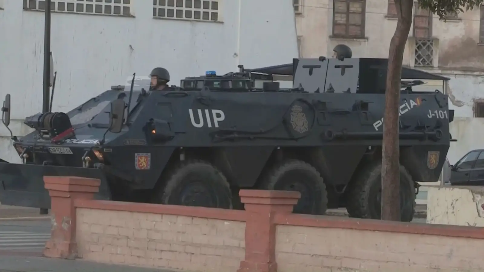 Unidas Podemos traslada a sus socios de Gobierno su malestar por el uso de una tanqueta en la actuaci&oacute;n policial en la huelga del metal en C&aacute;diz