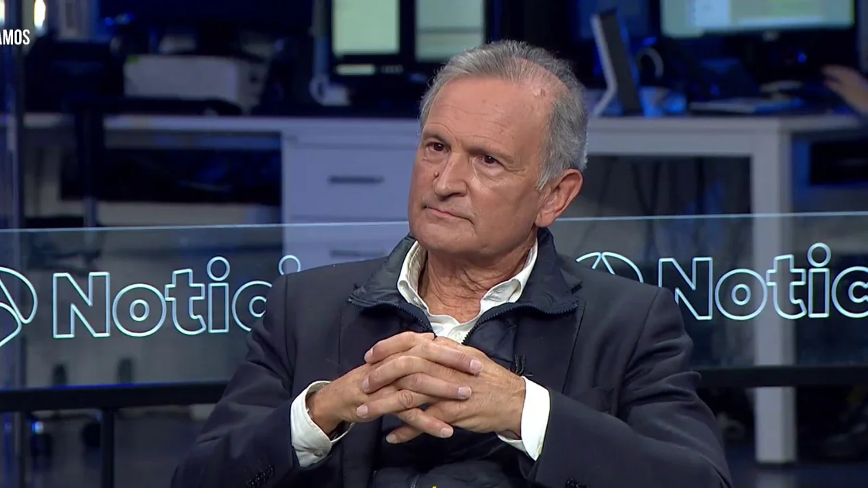 Carlos Mart&iacute;nez, inmun&oacute;logo del CSIC sobre el pasaporte covid en Espa&ntilde;a: "Soy partidario"