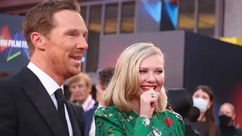 Benedict Cumberbatch y Kirsten Dunst Benedict Cumberbatch y Kirsten Dunst