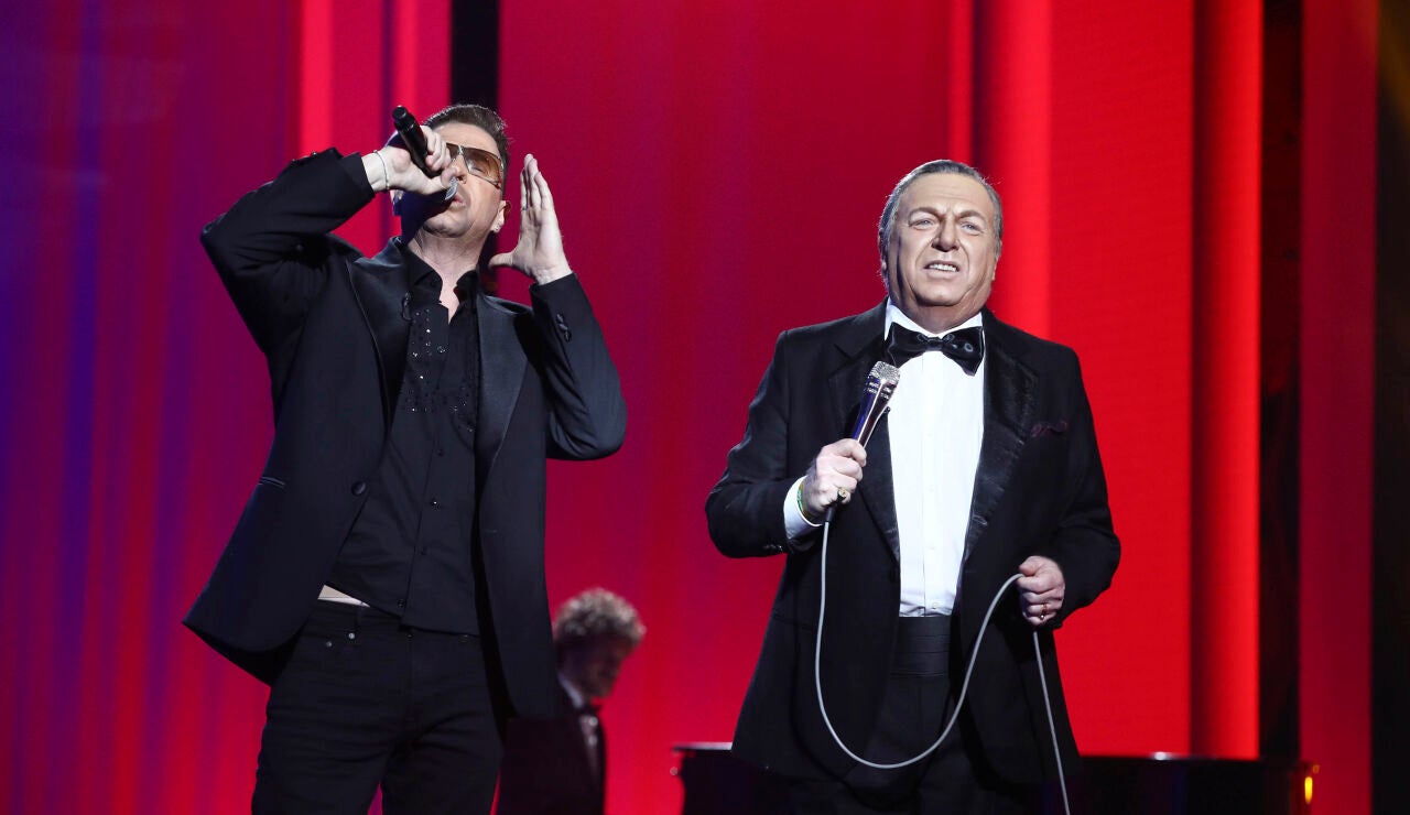 Los Morancos son Frank Sinatra y Bono en ‘I’ve got you under my skin’ 