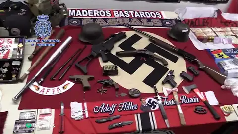 La Policía Nacional desarticula la cúpula radical del grupo Boixos Nois La Policía Nacional desarticula la cúpula radical del grupo Boixos Nois